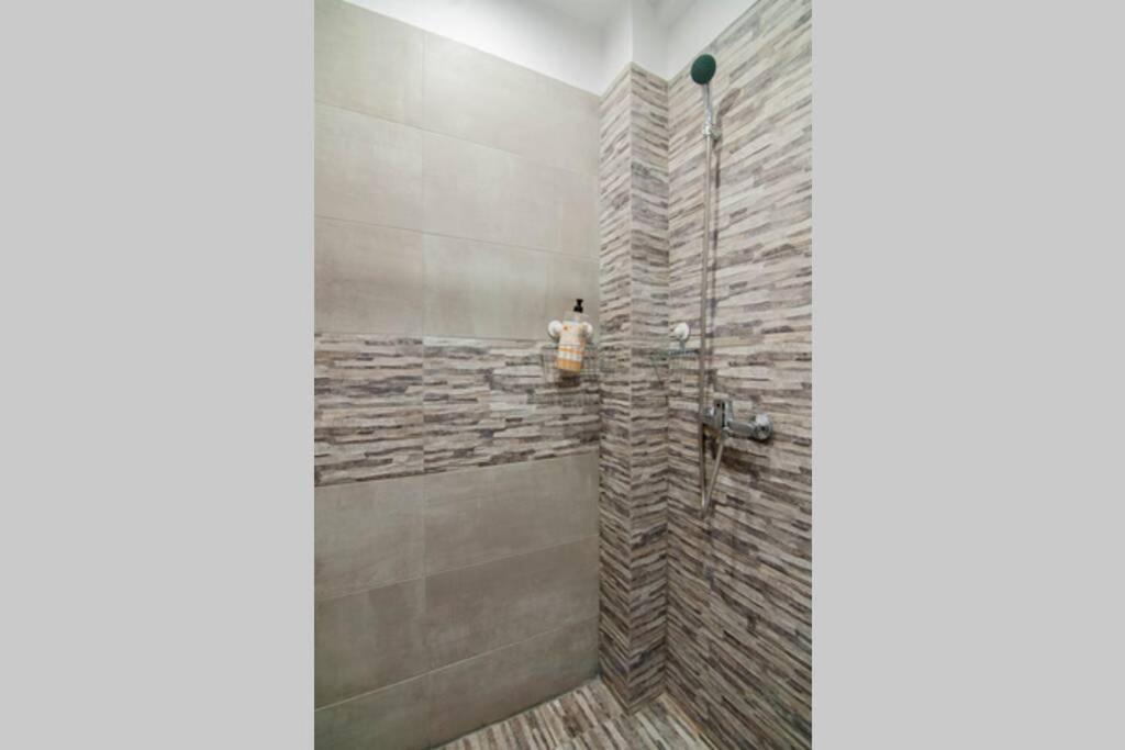 شقة أثينا  في Cosy Studio For 2 People In The City Center المظهر الخارجي الصورة